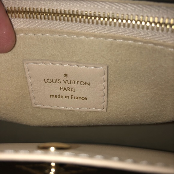Louis Vuitton Double V - Picture 8 of 8